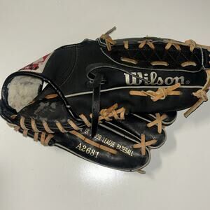 Wilson Baseball Glove A2681 Excellent